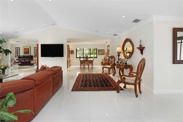 3650 N 36th Avenue 2, Hollywood, FL 33021