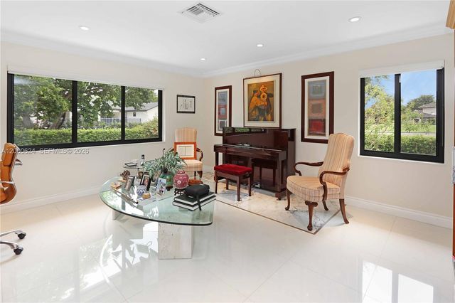3650 N 36th Avenue 2, Hollywood, FL 33021