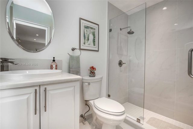 3650 N 36th Avenue 2, Hollywood, FL 33021