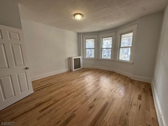 66 Isabella Ave, Newark City, NJ 07106