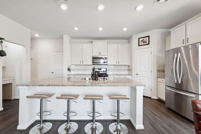 2204 Land Grant WAY, Round Rock, TX 78664