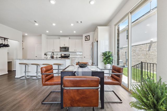 2204 Land Grant WAY, Round Rock, TX 78664