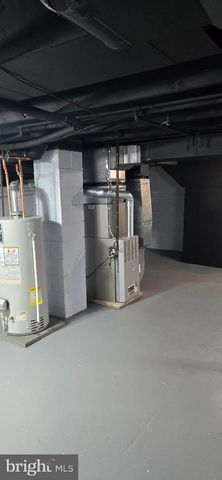 212 NEW ALBANY RD, Moorestown, NJ 08057