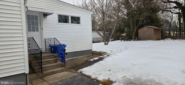 212 NEW ALBANY RD, Moorestown, NJ 08057