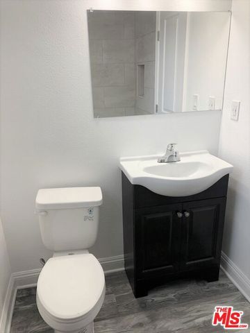 1513 Arlington Avenue, Los Angeles, CA 90019