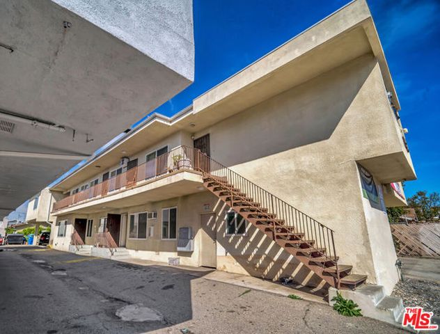 1513 Arlington Avenue, Los Angeles, CA 90019