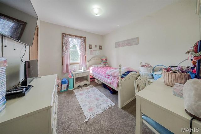 415 Hutchinson Drive, Rolla, MO 65401