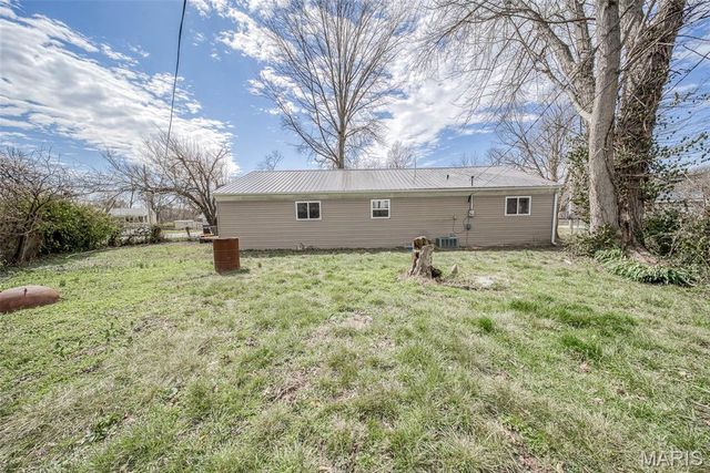 415 Hutchinson Drive, Rolla, MO 65401