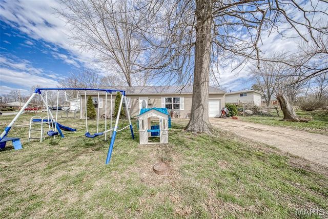 415 Hutchinson Drive, Rolla, MO 65401