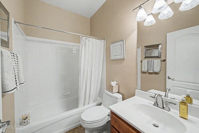 2726 Decoy Drive, Sparks, NV 89436