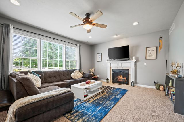 2106 Halsted Drive, Stevensville, MI 49127