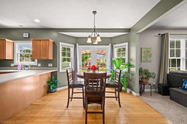 2106 Halsted Drive, Stevensville, MI 49127