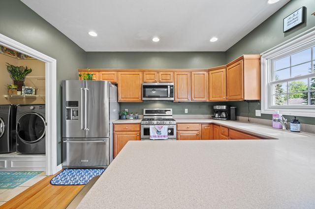 2106 Halsted Drive, Stevensville, MI 49127