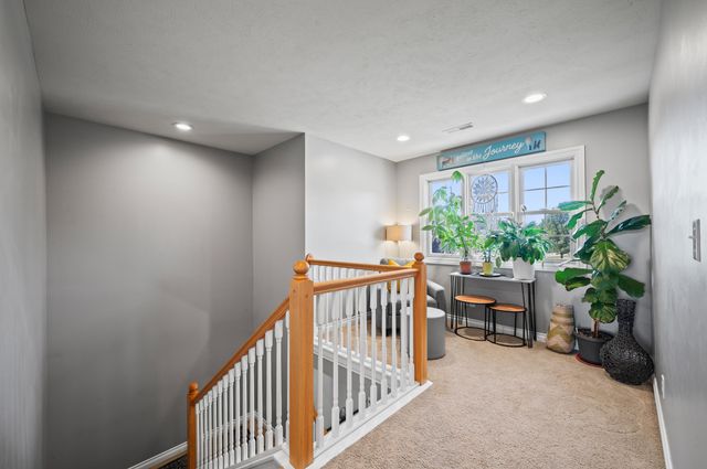 2106 Halsted Drive, Stevensville, MI 49127