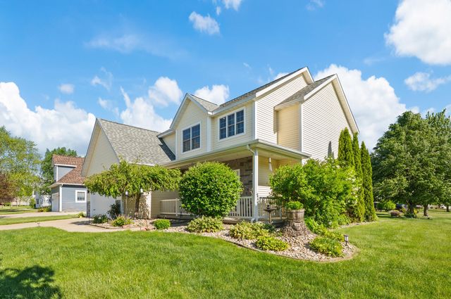 2106 Halsted Drive, Stevensville, MI 49127