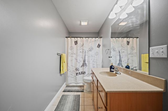 2106 Halsted Drive, Stevensville, MI 49127