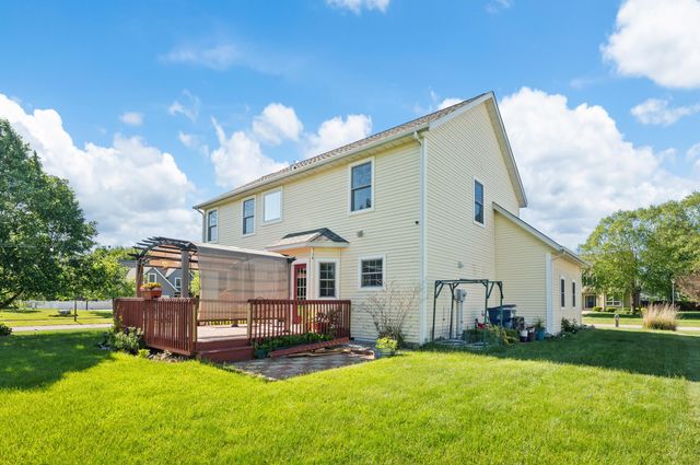 2106 Halsted Drive, Stevensville, MI 49127