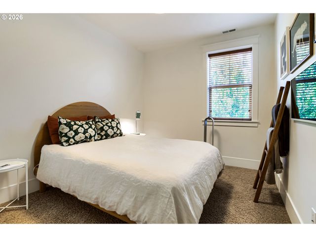3626 N MISSOURI Ave, Portland, OR 97227