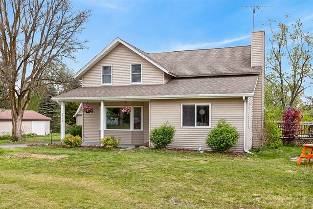 8332 5 Mile Road, Mecosta, MI 49332