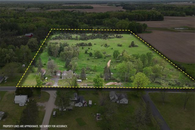 8332 5 Mile Road, Mecosta, MI 49332