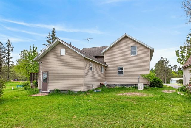 8332 5 Mile Road, Mecosta, MI 49332