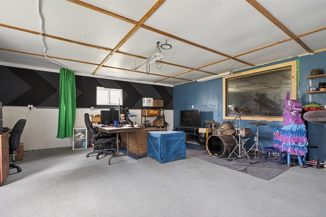 8332 5 Mile Road, Mecosta, MI 49332