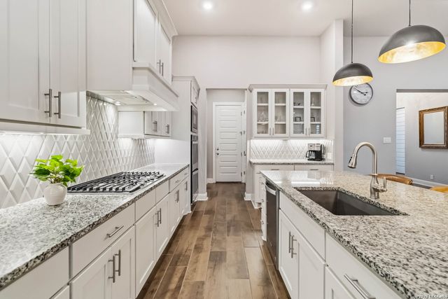 8206 Claret Cup, Boerne, TX 78015