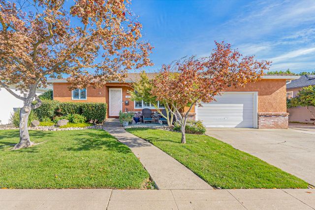 524 N Pacific Ave, Lodi, CA 95242