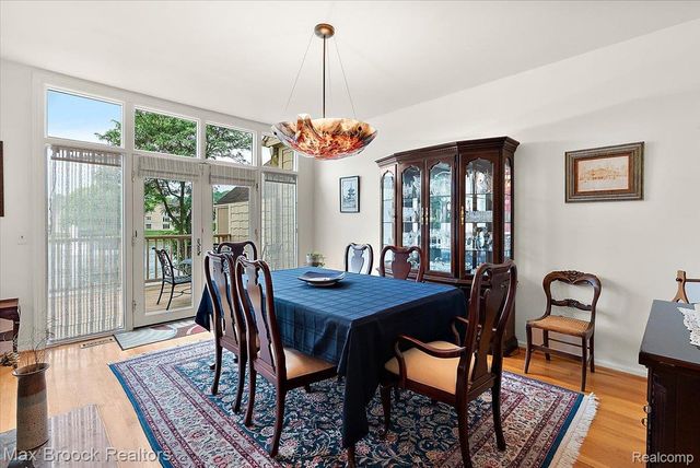 654 Deauville Lane Lane, Bloomfield Charter Township, MI 48304