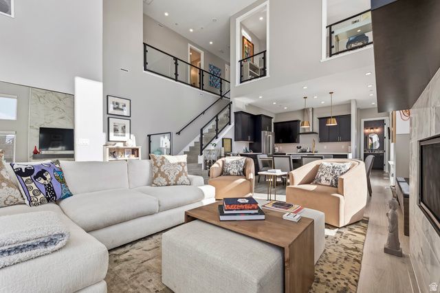 4922 BEVERLY CT, Holladay, UT 84117