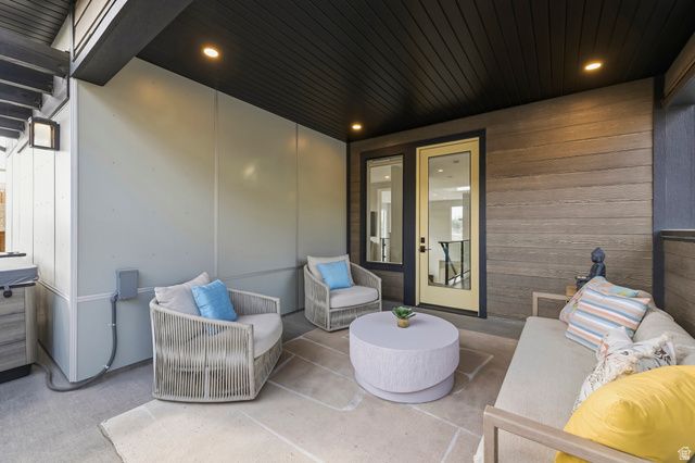 4922 BEVERLY CT, Holladay, UT 84117