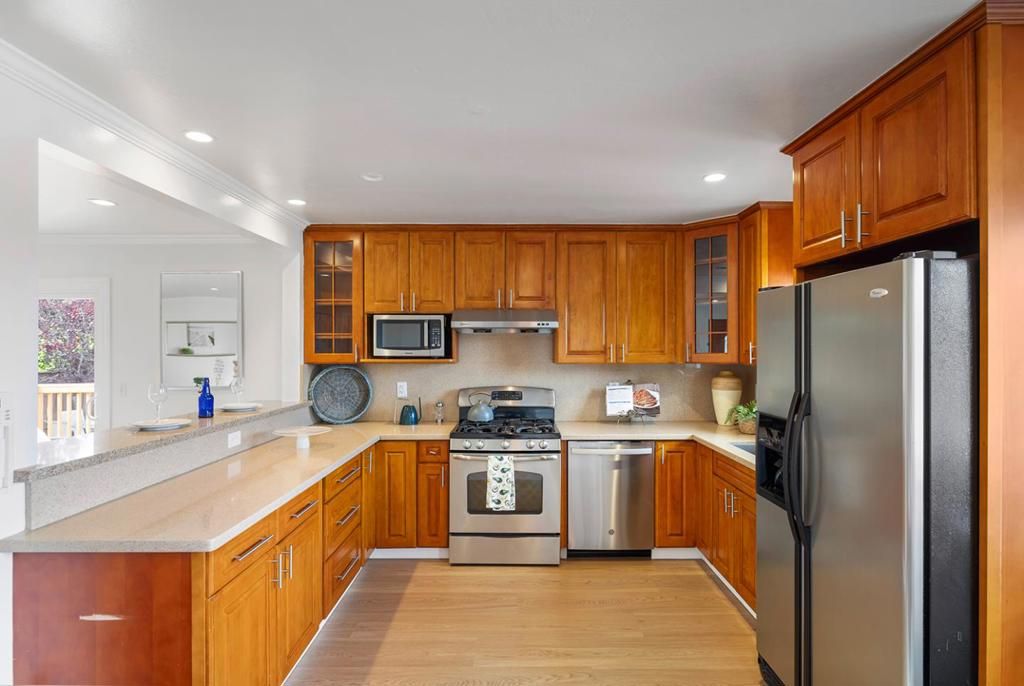 Image 9 of property listing at 3891 Chilton Lane, San Bruno, CA 94066