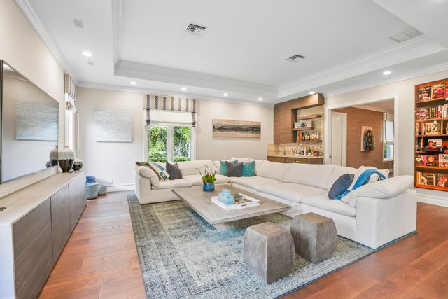 11707 Maidstone Drive, Wellington, FL 33414