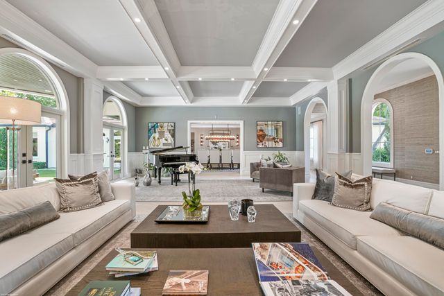 11707 Maidstone Drive, Wellington, FL 33414