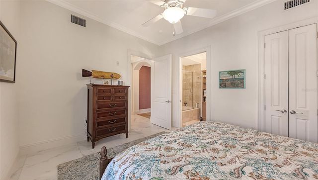 4995 GULF OF MEXICO DRIVE 500, Longboat Key, FL 34228