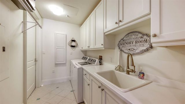 4995 GULF OF MEXICO DRIVE 500, Longboat Key, FL 34228