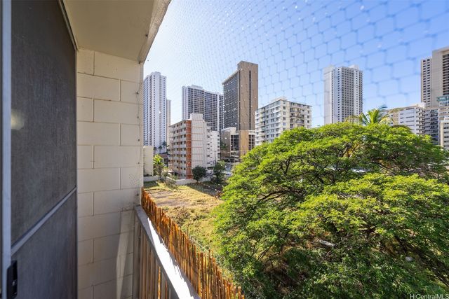 249 Kapili Street 402, Honolulu, HI 96815