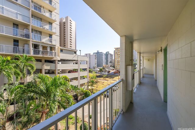 249 Kapili Street 402, Honolulu, HI 96815