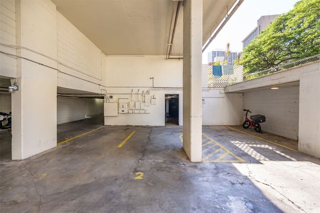 249 Kapili Street 402, Honolulu, HI 96815