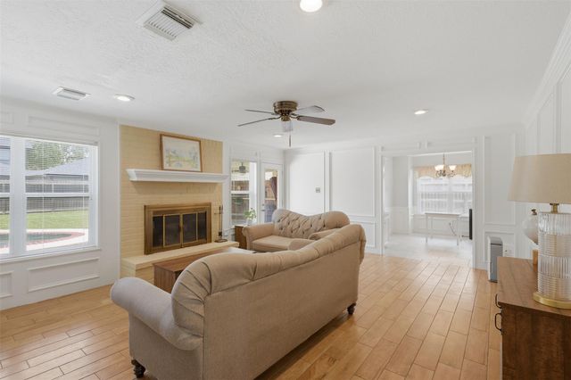 19803 Oak Briar Drive, Humble, TX 77346