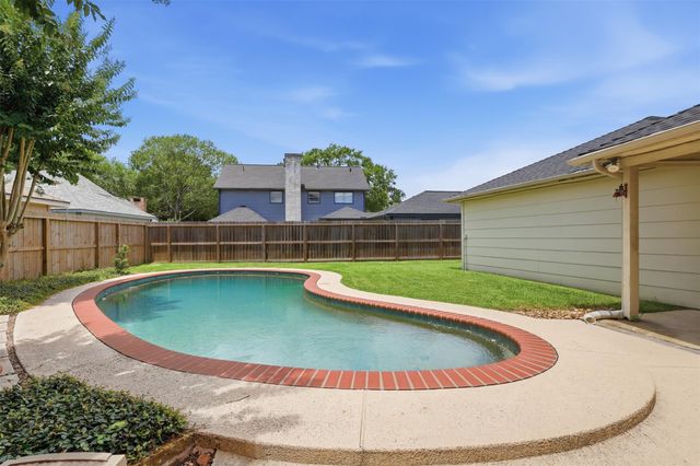 19803 Oak Briar Drive, Humble, TX 77346