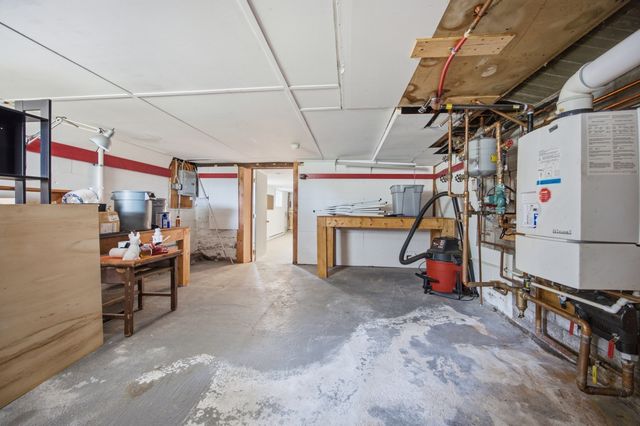 175 Rhoda St, Quincy, MA 02169