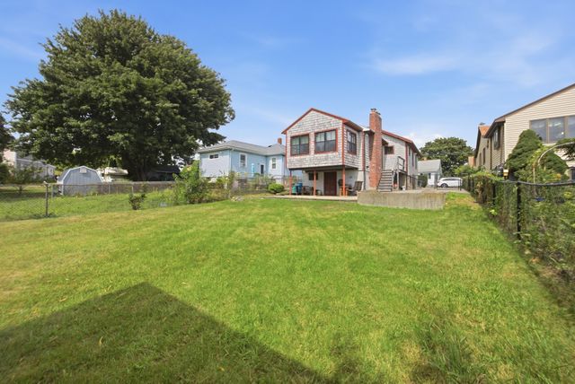 175 Rhoda St, Quincy, MA 02169