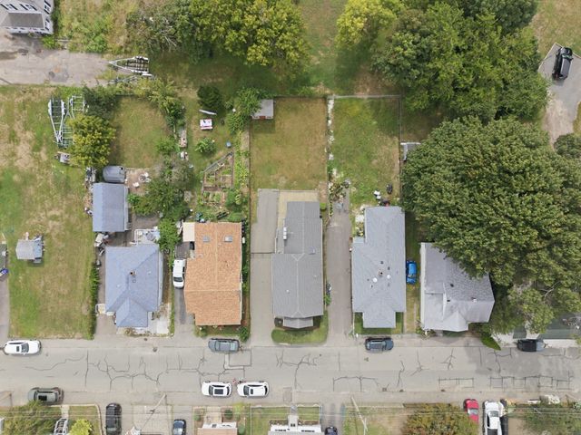 175 Rhoda St, Quincy, MA 02169