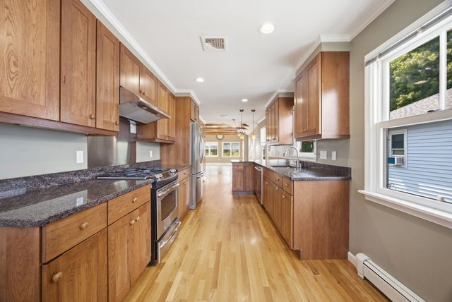 175 Rhoda St, Quincy, MA 02169