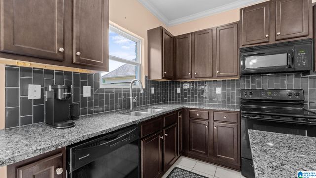 3808 VERANDA COURT, Northport, AL 35473