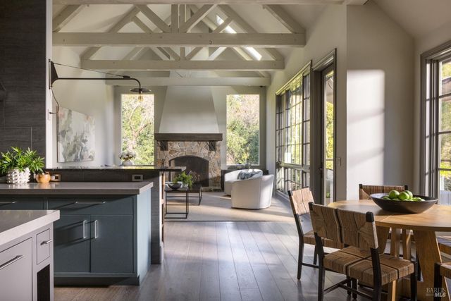 4504 Redwood Rd, Napa, CA 94558