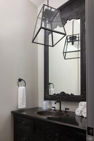 4504 Redwood Rd, Napa, CA 94558