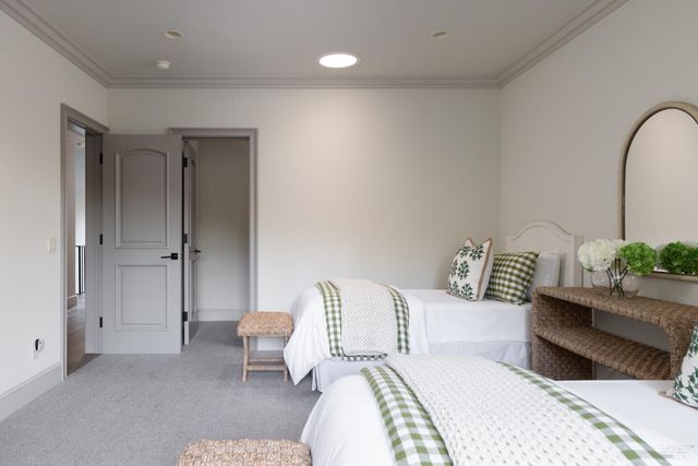 4504 Redwood Rd, Napa, CA 94558