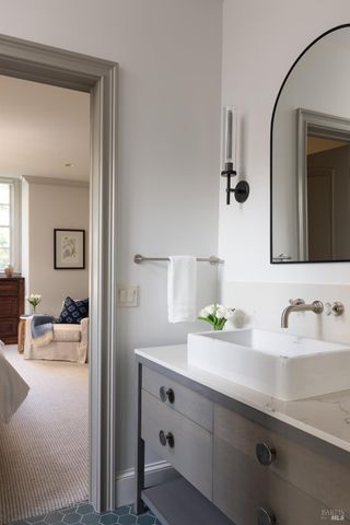 4504 Redwood Rd, Napa, CA 94558